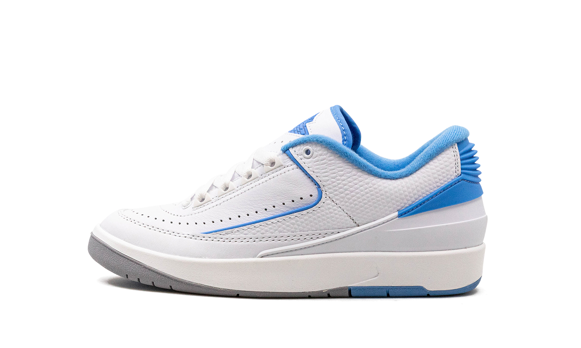 Air Jordan 2 Low GS University Blue FJ6869 104