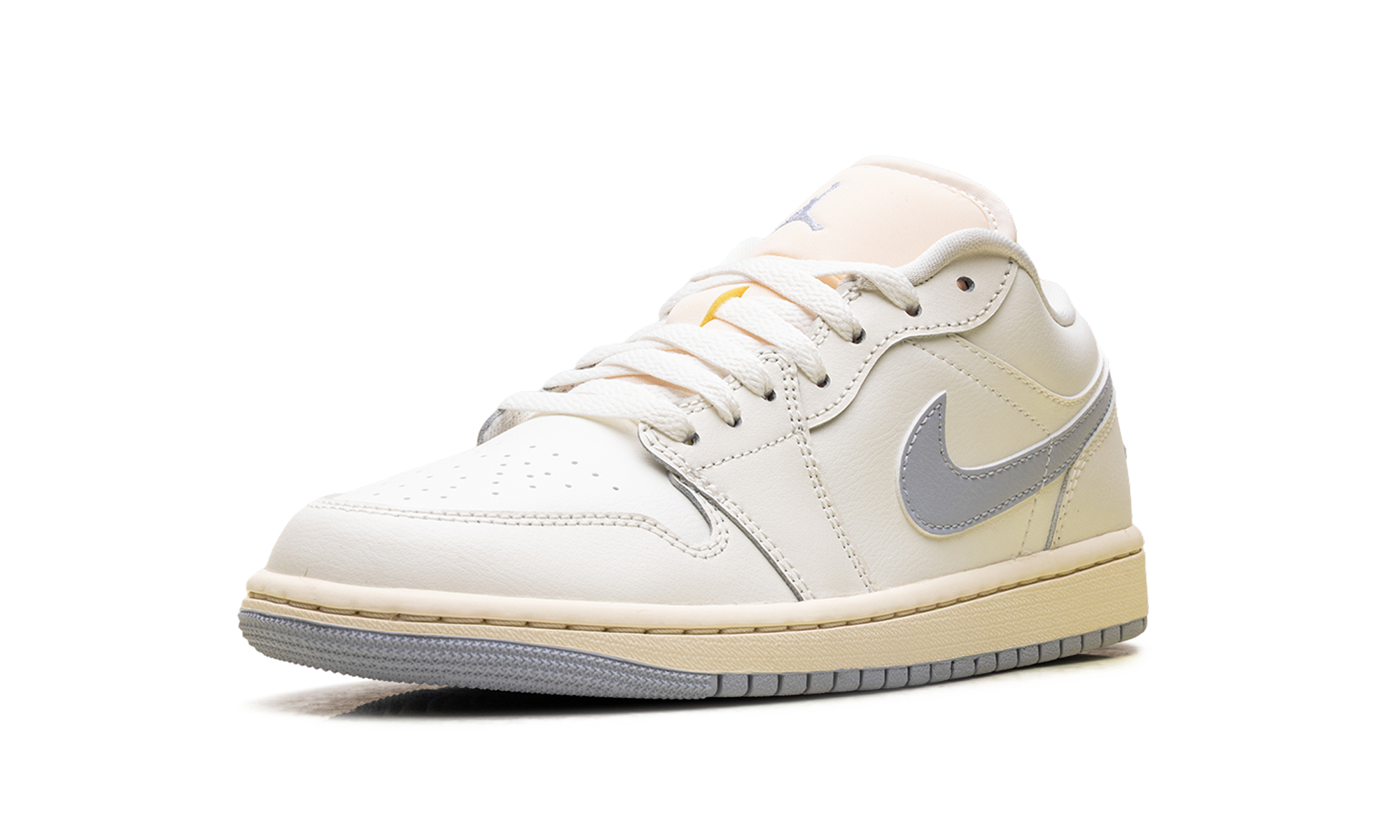 Air Jordan 1 Low WMNS White/Purple DC0774 106