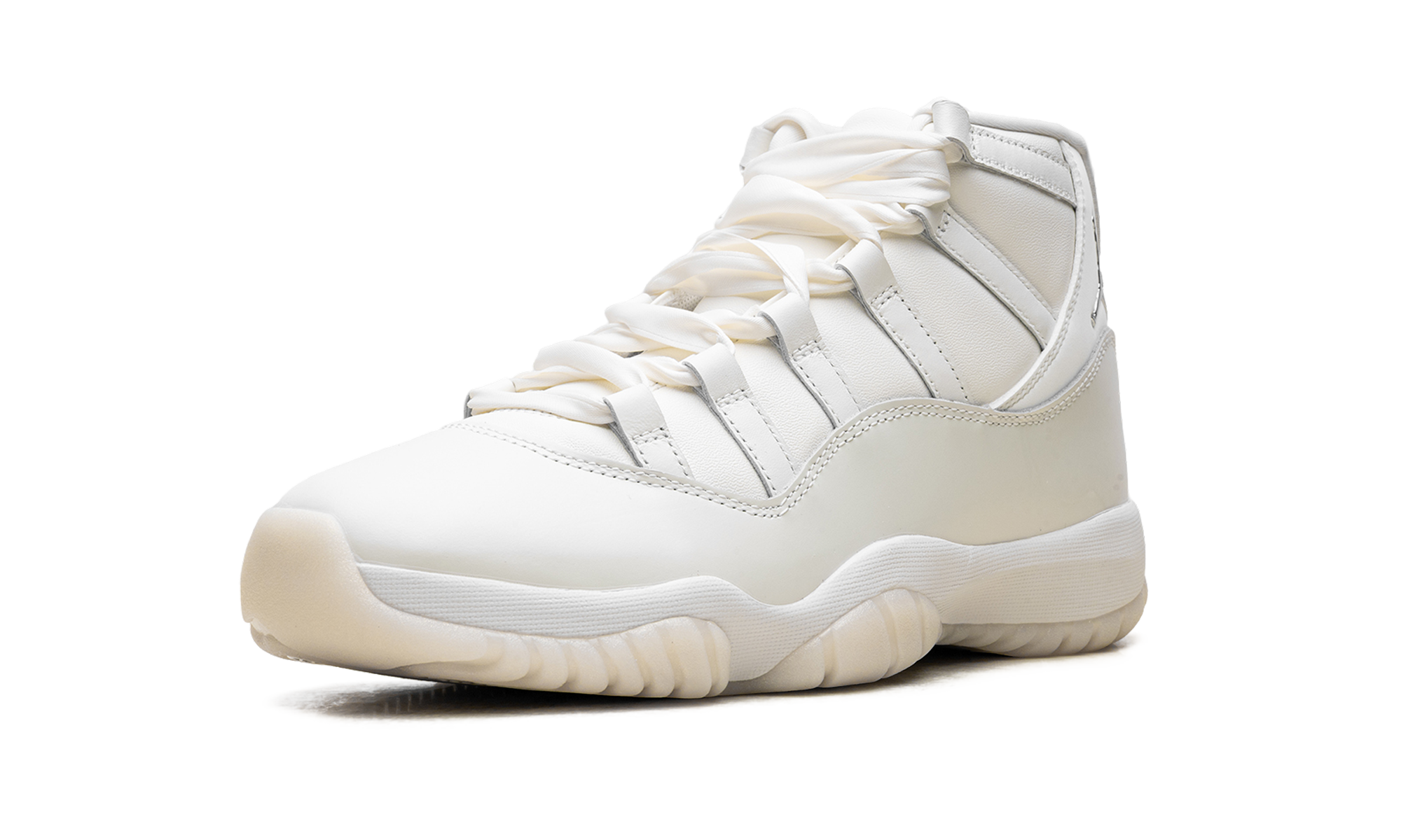 Air Jordan 11 WMNS Pearl AR0715 110