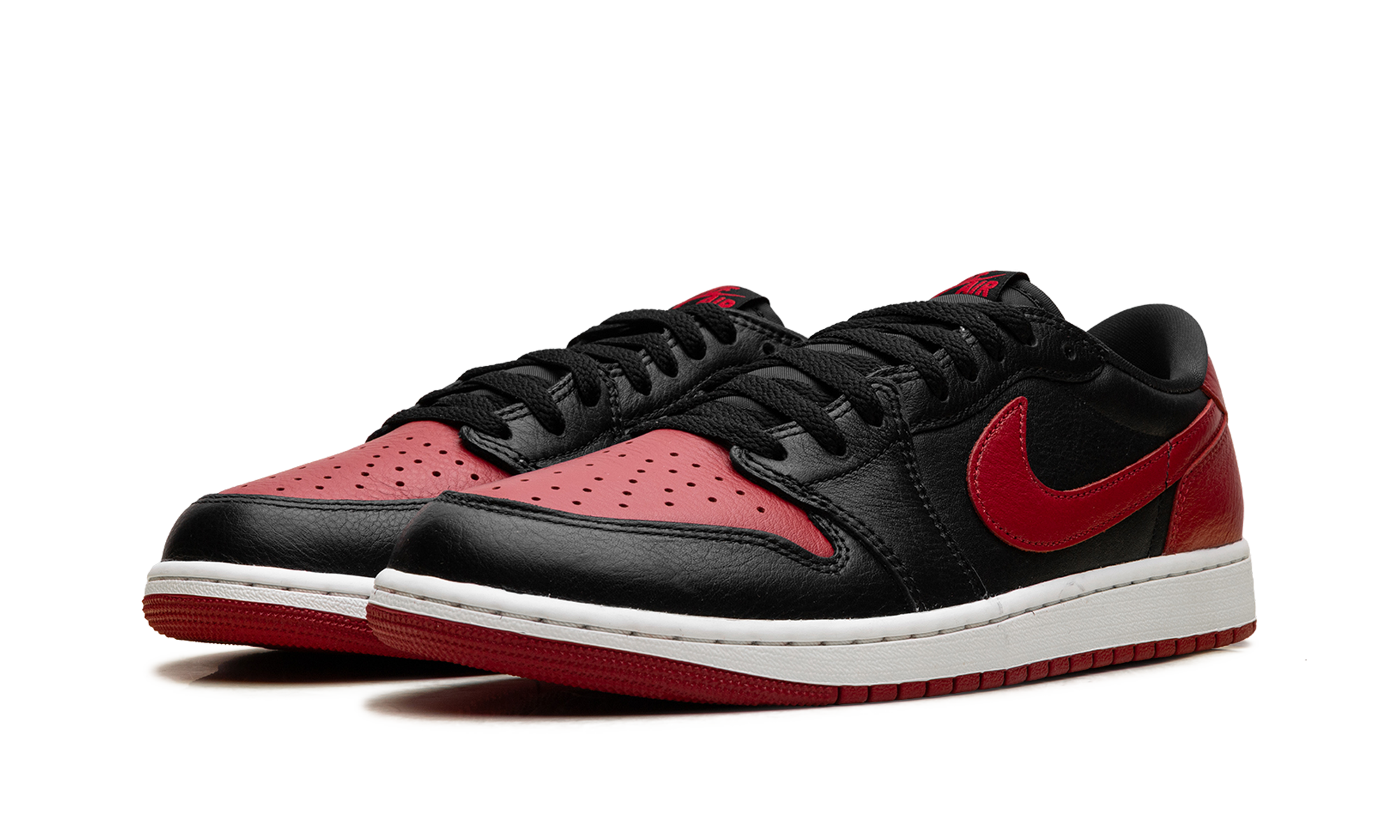 Air Jordan 1 Retro Low OG Banned (2026) IW6276 001