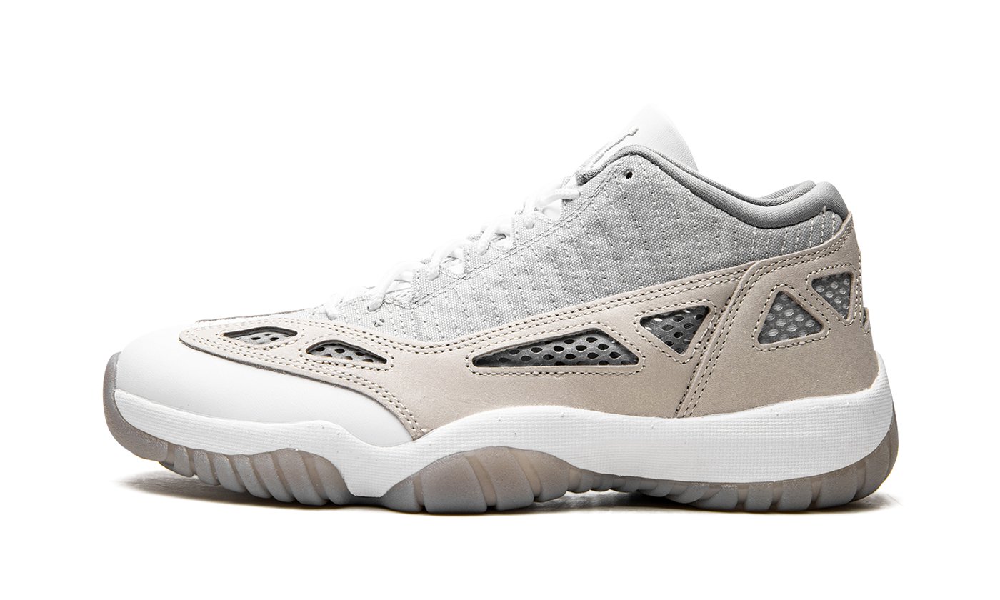 Air Jordan 11 Retro Low IE 'Light Orewood Brown' 919712 102