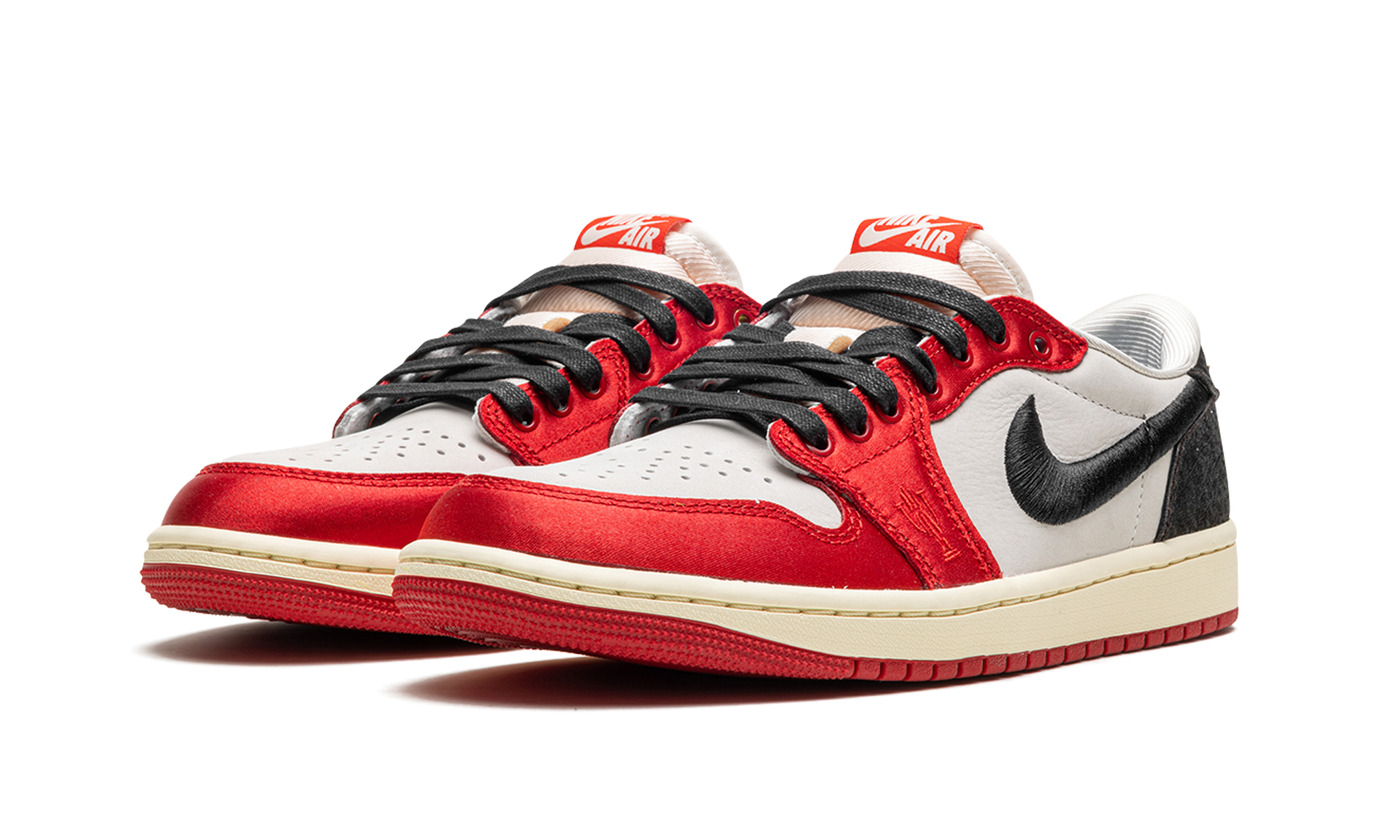 Air Jordan 1 Low Trophy Room - Away FN0432 100