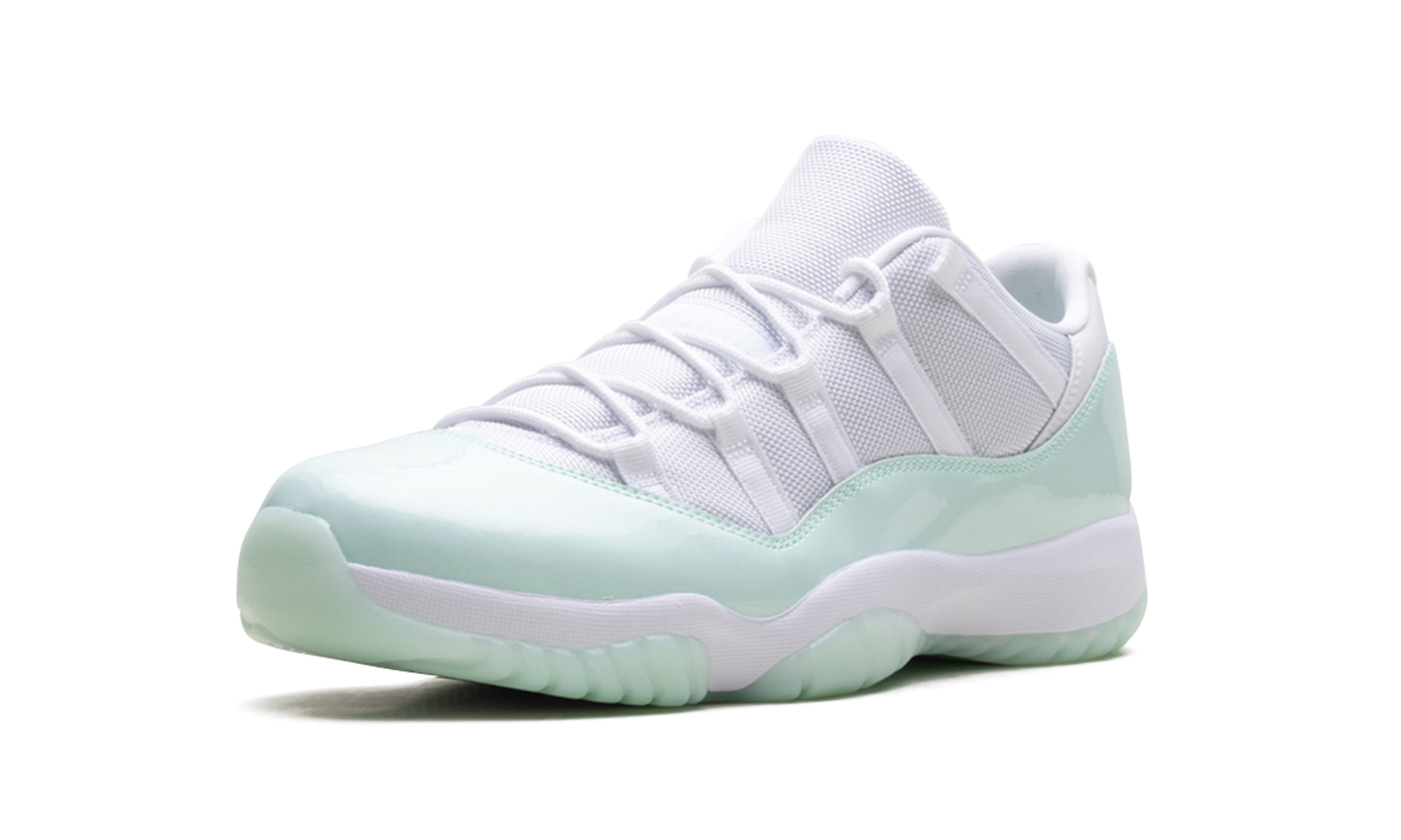 Air Jordan 11 Low WMNS Igloo AH7860 103